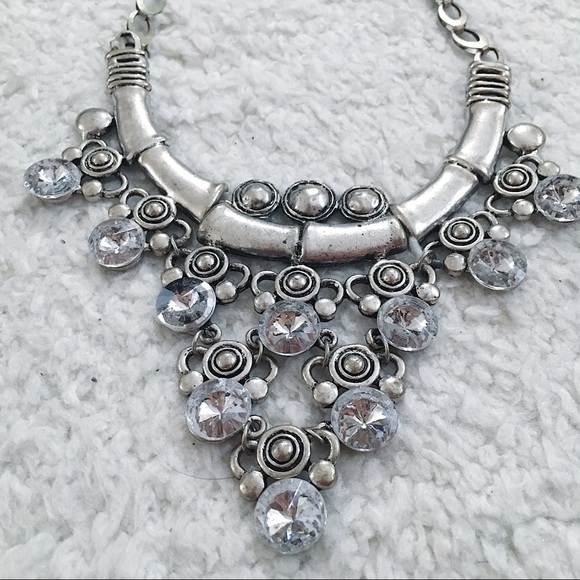 Vintage Jewelry - 3for$50❤️ Vintage Costume Jewelry Necklace